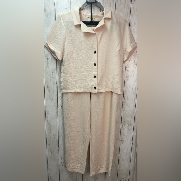 Faith and Joy, Cream Color Two piece- Shirt and pants Size Petite Small - Picture 2 of 16